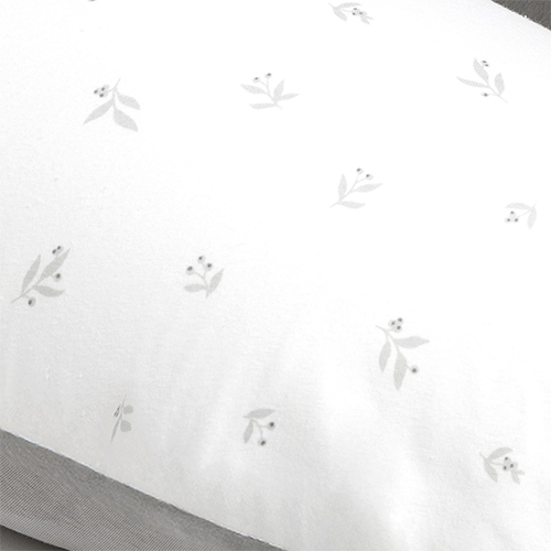 Cojin maternal con funda de tejido elastico